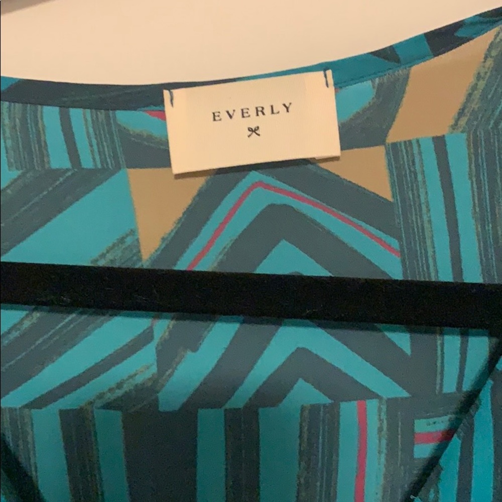 Everly Dress size small - Picture 3 of 7